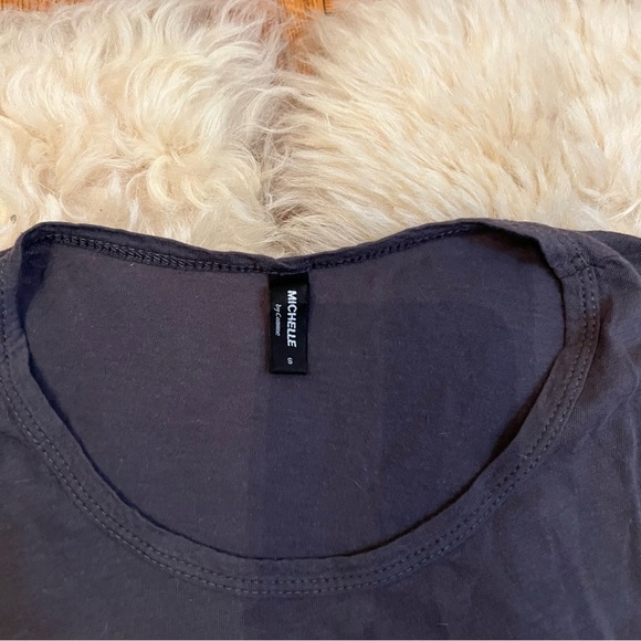 Michelle by Commune Tees - Picture 3 of 4